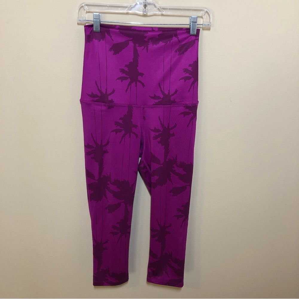 Pure barre by splits59 palm tree Gemini capri leggings tight